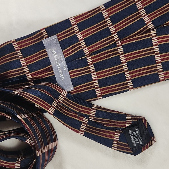 Men's Formal, Officewear, Three Silk Tie Set - Picture 5 of 7